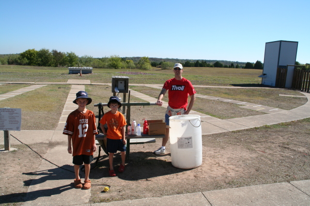 2008/10(October)/Skeet-Range/2008-10-19-Skeet-Range-01-Chance-Dax-Stan.JPG