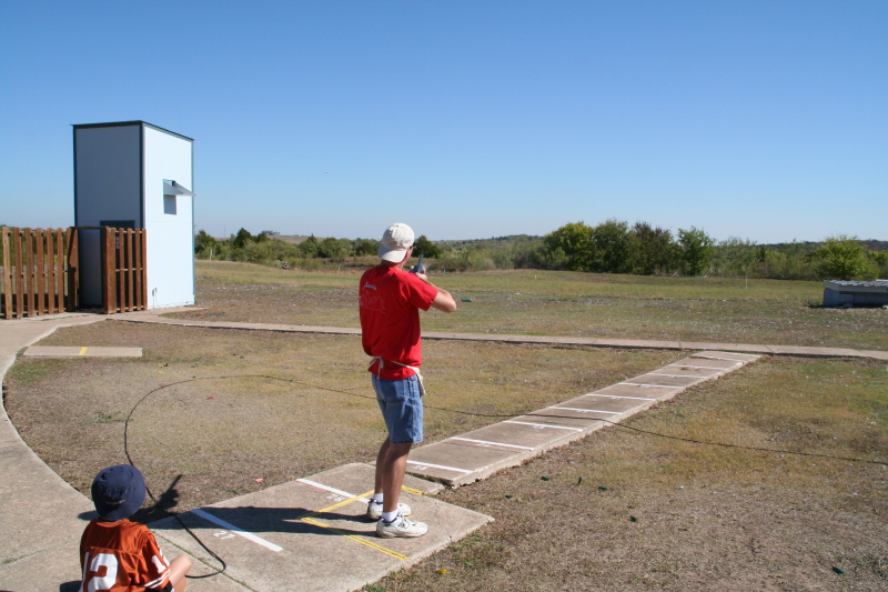 2008/10(October)/Skeet-Range/800x600_2008-10-19-Skeet-Range-14-Chance-Stan.JPG