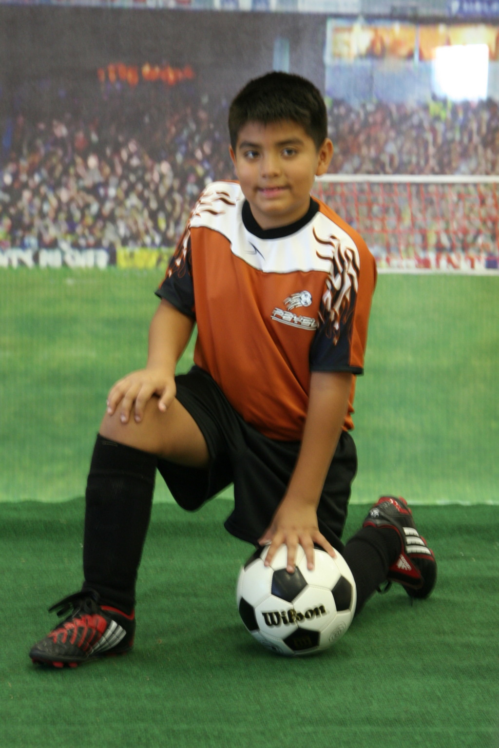2008/10(October)/TigerSharks-Soccer/1024x768_2008-10-04-TigerSharks-07-Paul.JPG