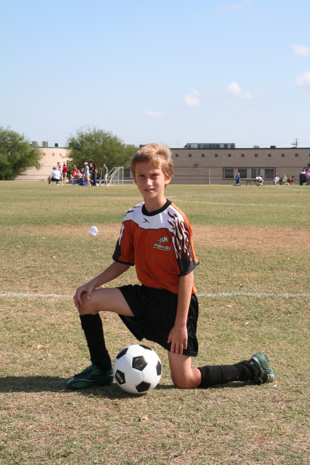 2008/10(October)/TigerSharks-Soccer/1024x768_2008-10-04-TigerSharks-21-Chance.JPG