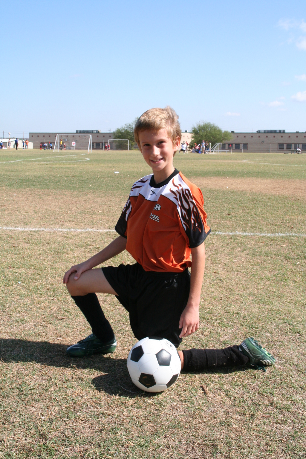 2008/10(October)/TigerSharks-Soccer/1024x768_2008-10-04-TigerSharks-27-Chance.JPG