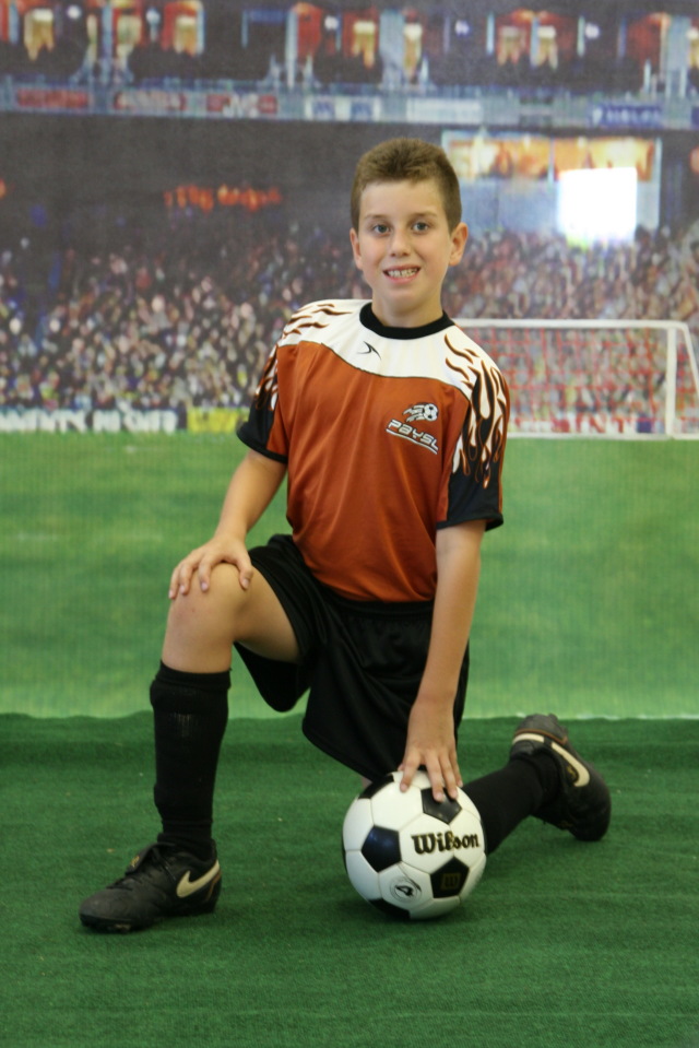 2008/10(October)/TigerSharks-Soccer/640x480_2008-10-04-TigerSharks-13-Matthew.JPG