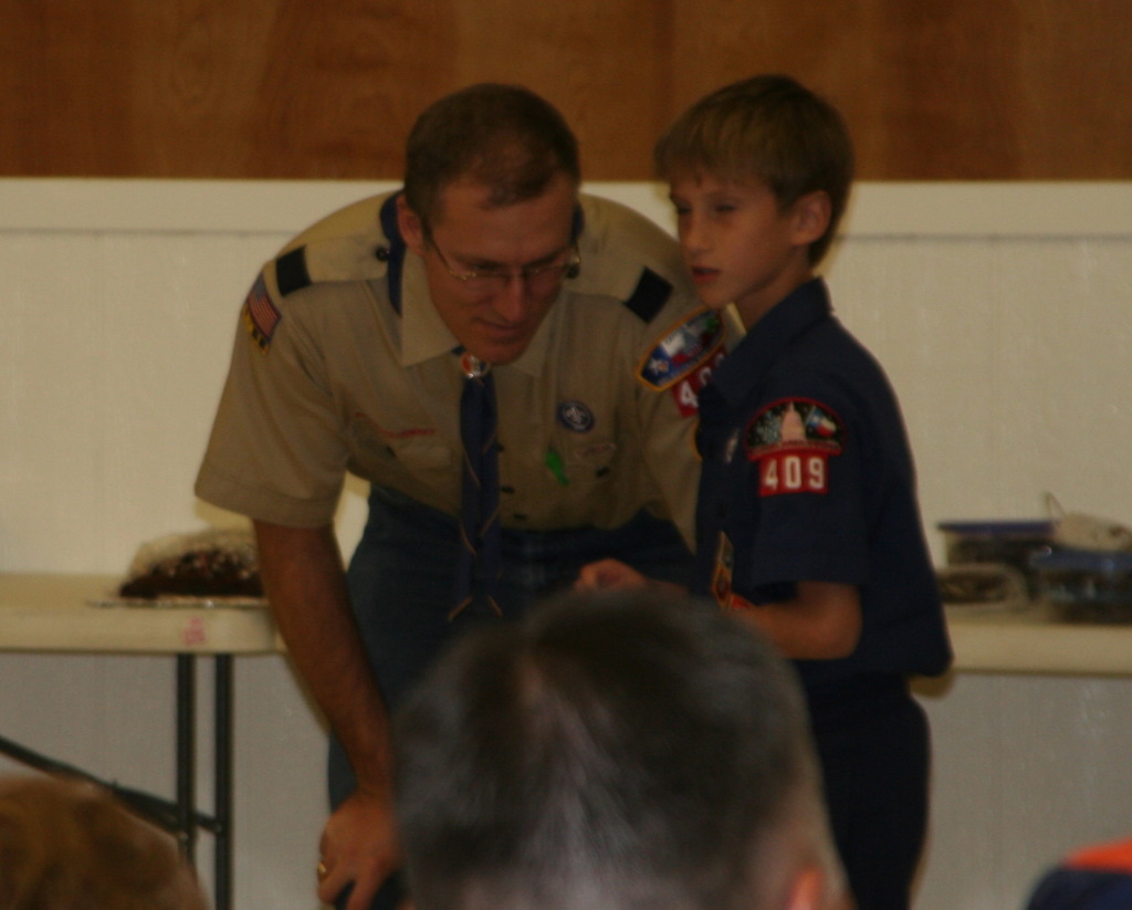 2008-11-22-Pack409-Bake-sale-16.jpg