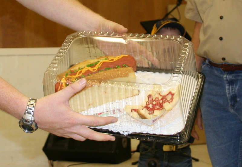 2008-11-22-Pack409-Bake-sale-34.jpg