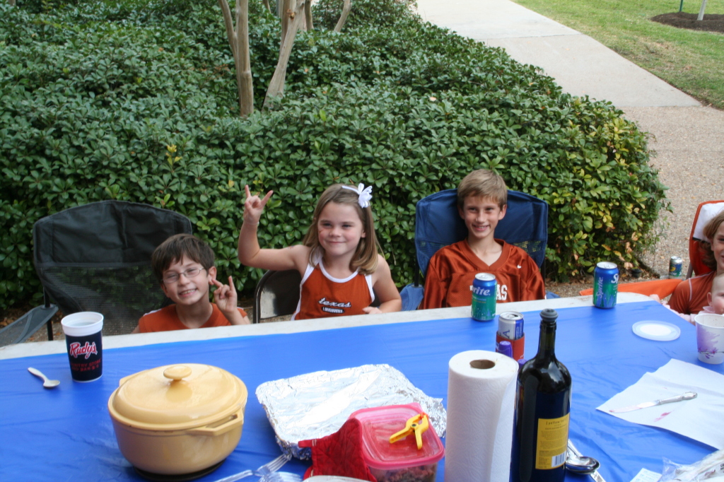 2008/11(November)/ThanksGiving/1024x768_2008-11-27-ThanksGiving-27-Dax-Chance.JPG