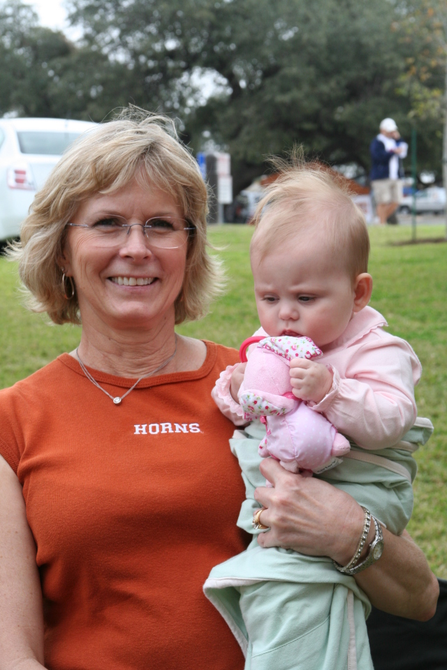 2008/11(November)/ThanksGiving/640x480_2008-11-27-ThanksGiving-06-Janeen-Sydney.JPG