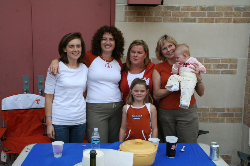 2008-11-27-ThanksGiving-47-Heather-Suzi-Katie-Kyla-Janeen-Sydney.JPG