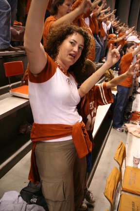 2008-11-27-ThanksGiving-85-Aggie-Game-49-9-Suzi.JPG