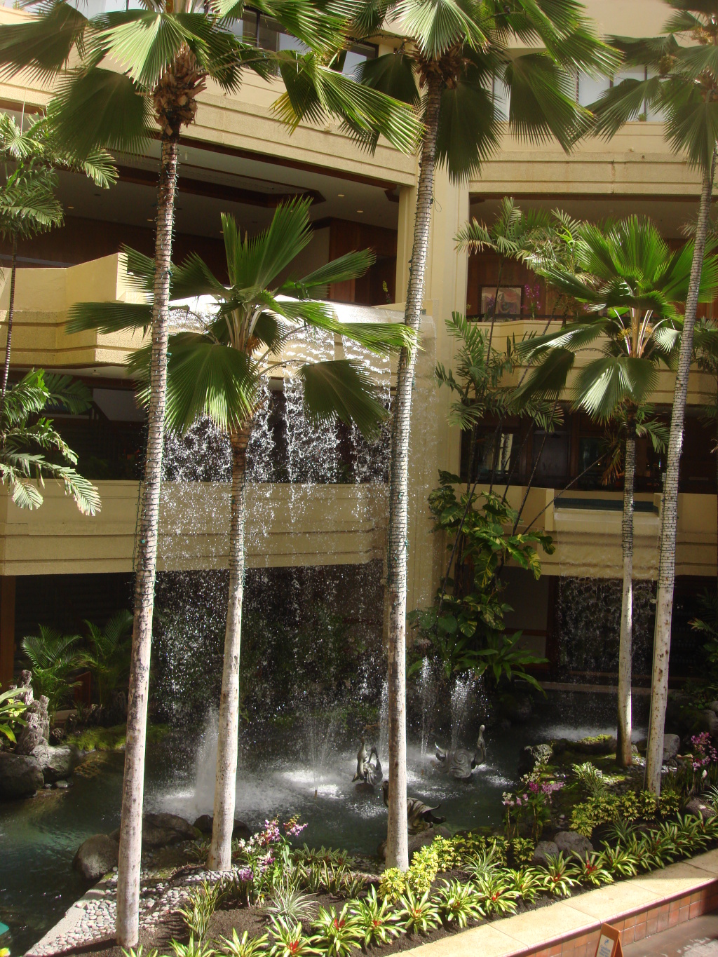 2008/Best_of/2008-01-04-Hawaii-31-Hyatt-Lobby-GOOD.JPG