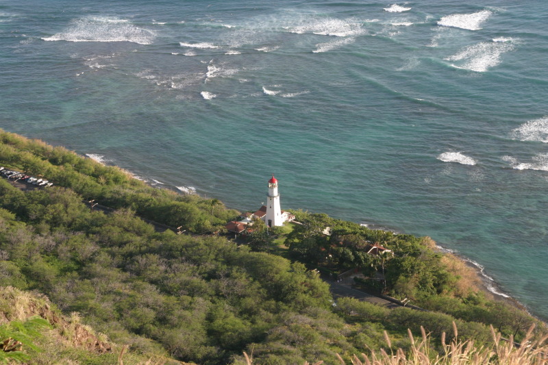 2008-01-11-Hawaii-Diamond-Head-Crater-17-lighthouse-GOOD.JPG