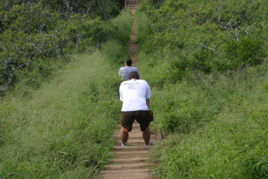 2008-01-12-Hawaii-KoKo-Crater-01-Bill-Steve-GOOD.JPG