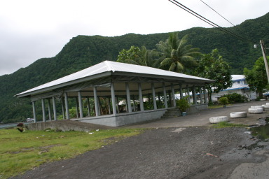 2008-01-16-American-Samoa-12-Fale-GOOD.JPG