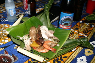 2008-01-16-Tisas-Barefoot-Bar-46-UMU-feast-GOOD.jpg