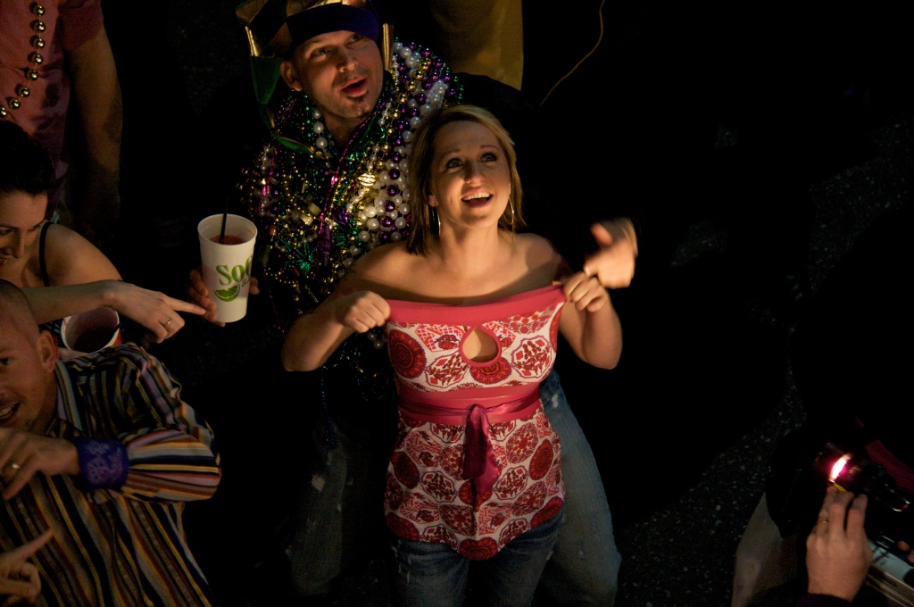 2009/02(February)/02_19_Mardi_Gras_Balcony/1024x768_2009-02-19-Balcony-Party-61.jpg