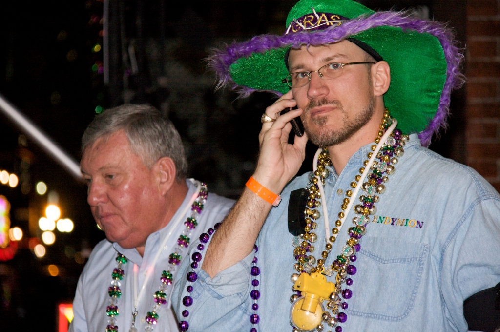 2009/02(February)/02_19_Mardi_Gras_Balcony/1024x768_2009-02-19-Balcony-Party-67-Randy-Travis.jpg