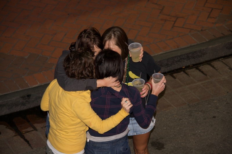 2009/02(February)/02_19_Mardi_Gras_Balcony/800x600_2009-02-19-Balcony-Party-59.jpg