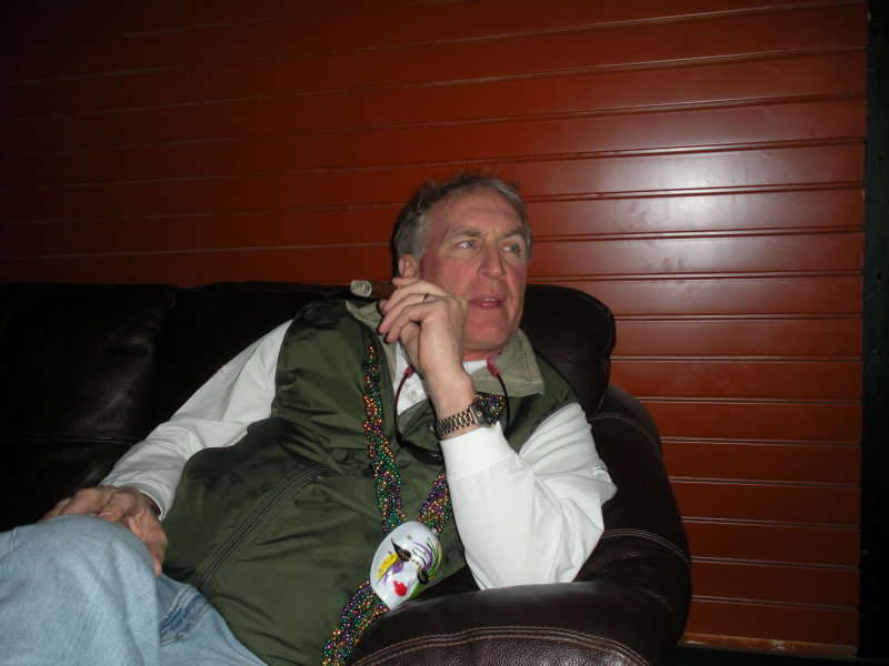 2009-02-20-Beans-n-Jeans-019-Howie-cigars.jpg