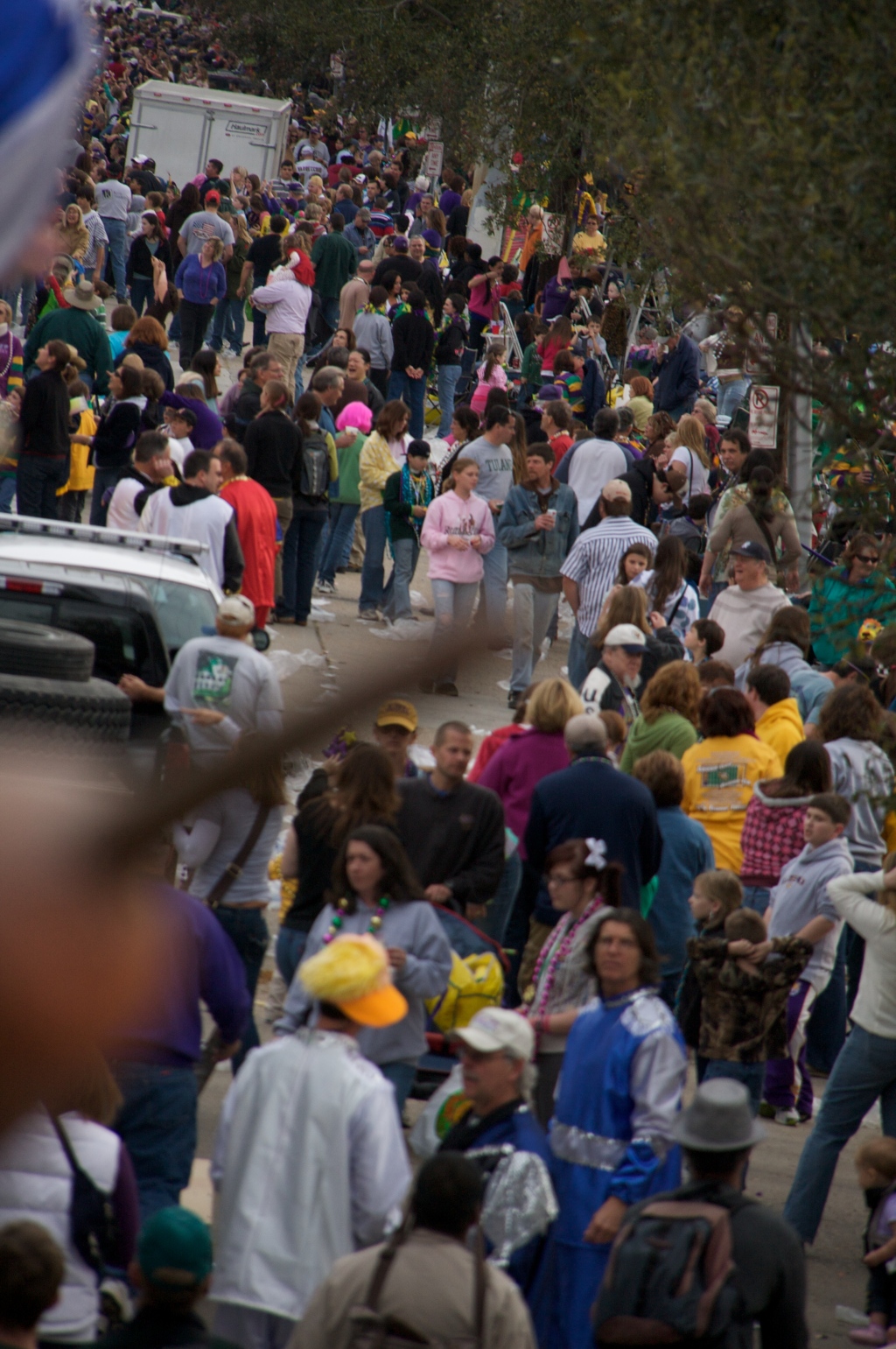 2009/02(February)/02_21_1_Endymion_Pre-Parade/1024x768_2009-02-21-Pre-Parade-70.jpg