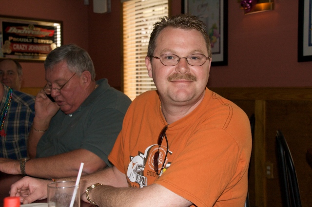 2009/02(February)/02_21_1_Endymion_Pre-Parade/640x480_2009-02-21-Pre-Parade-10-Doug.jpg