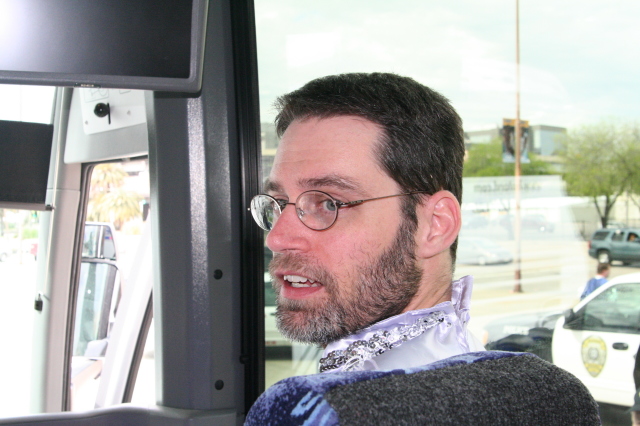 2009/02(February)/02_21_1_Endymion_Pre-Parade/640x480_2009-02-21-Pre-Parade-25-Chris.JPG