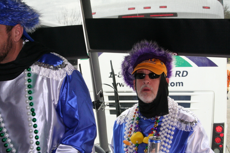 2009/02(February)/02_21_1_Endymion_Pre-Parade/800x600_2009-02-21-Pre-Parade-23.JPG
