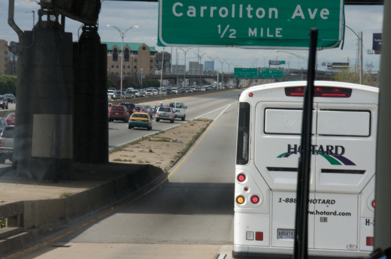 2009-02-21-Pre-Parade-35-I10-traffic-stopped.jpg