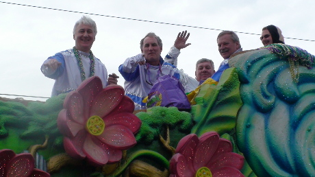 2009-02-21-Pre-Parade-44-Mike-Howie-Randy-Jim-Doug.JPG