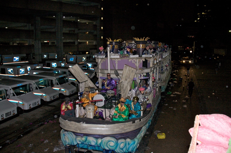 2009/02(February)/02_21_2_Endymion_Parade/800x600_2009-02-21-Parade-33.jpg