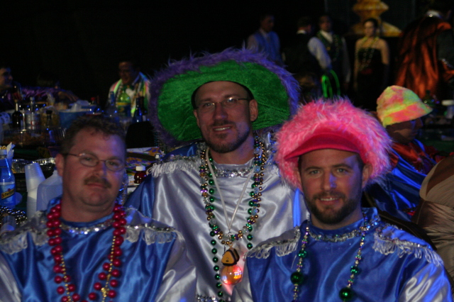 2009/02(February)/02_21_3_Endymion_Extravaganza/640x480_2009-02-21-Extravaganza-43-Doug-Travis-Ren.JPG