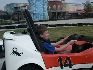 2009-02-16-Austin-Park-and-Pizza-06.png