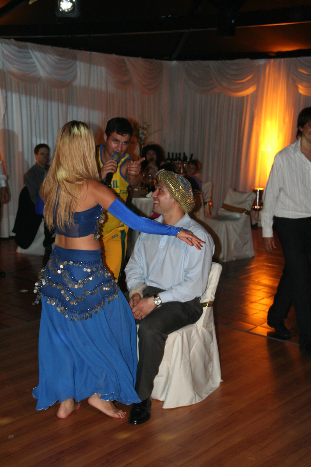2009/03(March)/Argentina/1-Lucilia-Quince/1024x768_2009-03-13-324-Argentina-belly-dancer.JPG