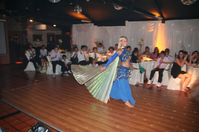 2009-03-13-311-Argentina-belly-dancer.JPG