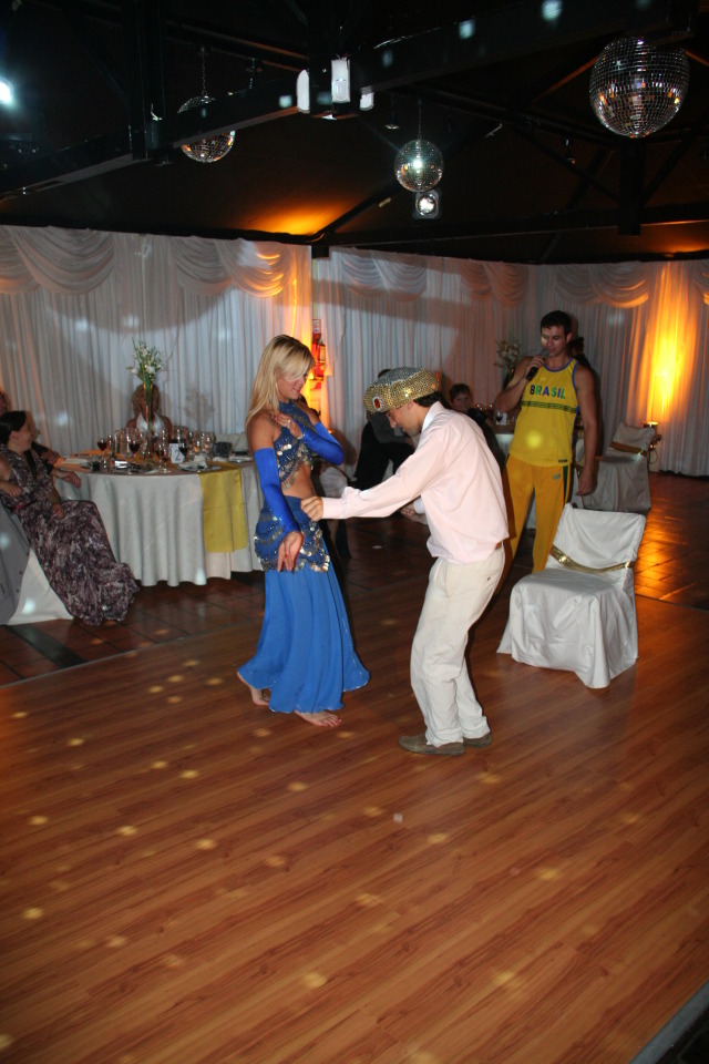 2009-03-13-323-Argentina-belly-dancer.JPG