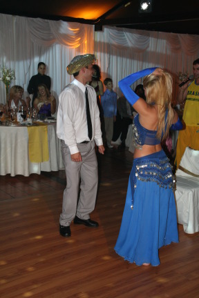 2009-03-13-316-Argentina-belly-dancer-Lio.JPG
