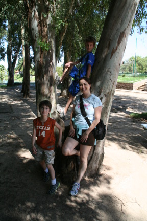 2009-03-15-Argentina-006-Dax-Chance-Suzi.JPG