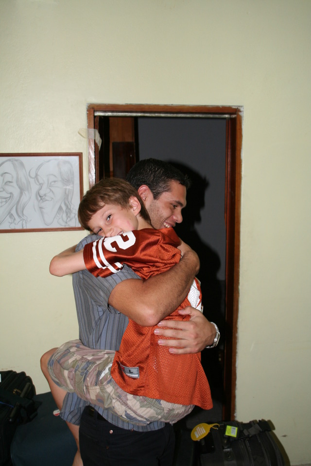 2009/03(March)/Argentina/5-Hanging-at-the-house/640x480_2009-03-20-Argentina-12-Chance-Lio.JPG