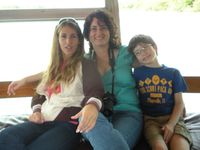 2009-03-16-Tigre-Nikon-01-Adriana-Suzi-Dax.JPG