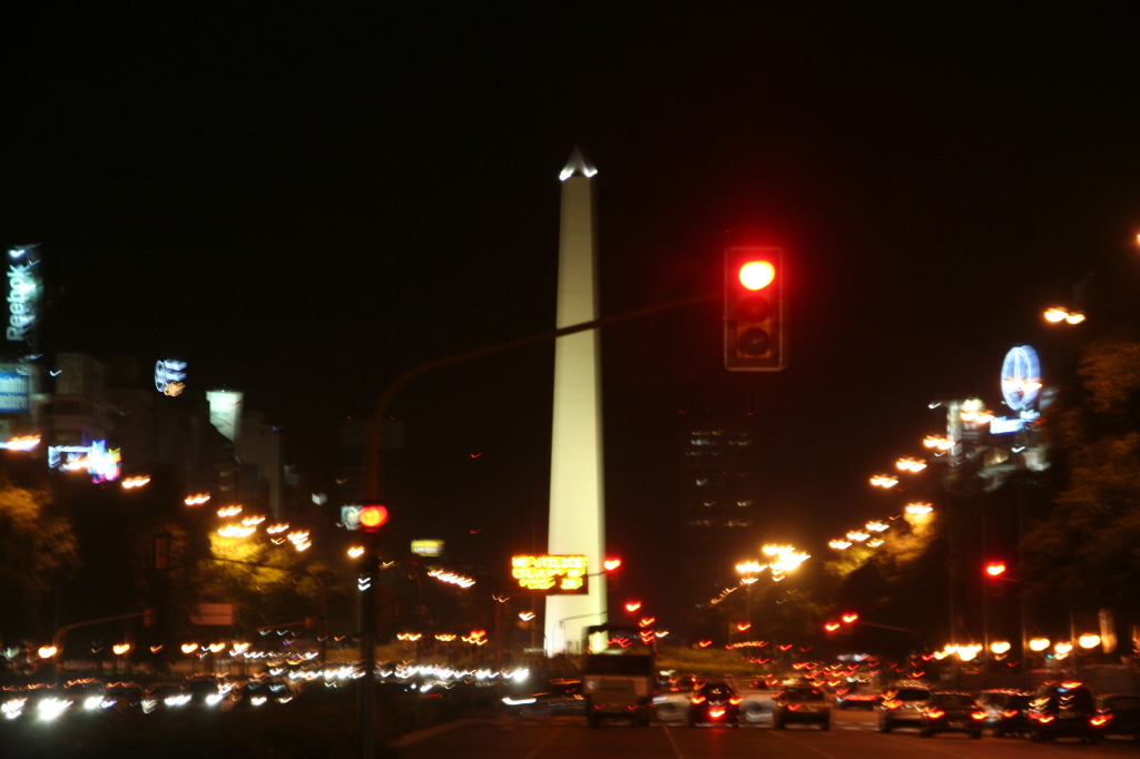 2009/03(March)/Argentina/7-Buenos-Aires-evening/1024x768_2009-03-16-Argentina-Buenos-Aires-02-Obelisk.JPG