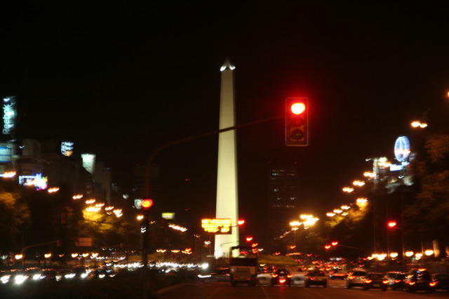 2009/03(March)/Argentina/7-Buenos-Aires-evening/640x480_2009-03-16-Argentina-Buenos-Aires-02-Obelisk.JPG