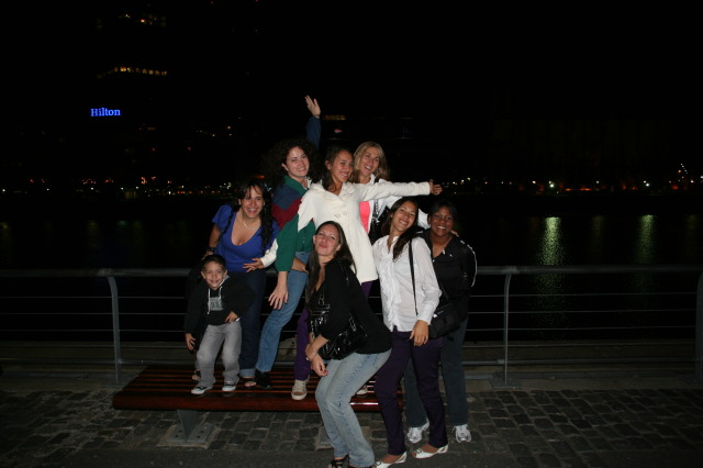 2009-03-16-Argentina-Buenos-Aires-25-Rodrigo-Fernanda-Suzi-Lucila-Laura-Adriana-Marianela-Diane.JPG