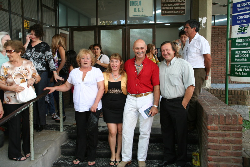 2009/03(March)/Argentina/9-Felipe-Liliana-Wedding/800x600_2009-03-20-Argentina-Felipe-Liliana-wedding-37.JPG