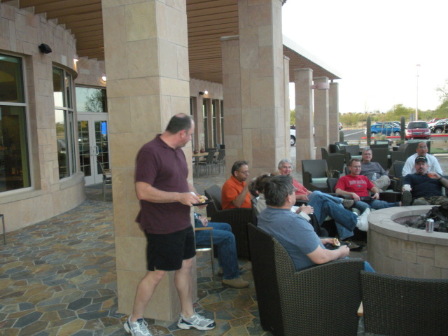2009-03-26-ITOC-Phoenix-Marriott-07-R2-cookout-Shane.JPG