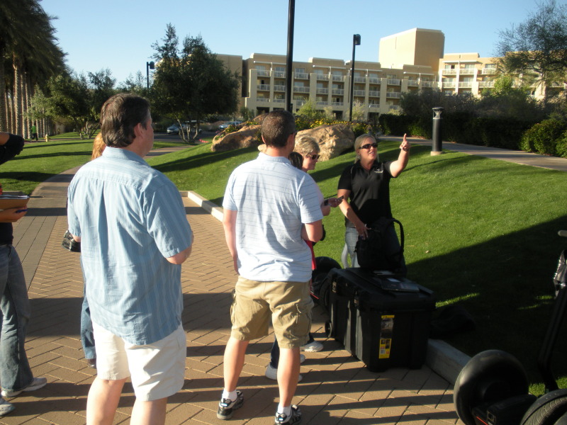 2009/03(March)/ITOC-Phoenix-training/800x600_2009-03-24-ITOC-Phoenix-02-Segway-Steve-Bill-Zanna.JPG