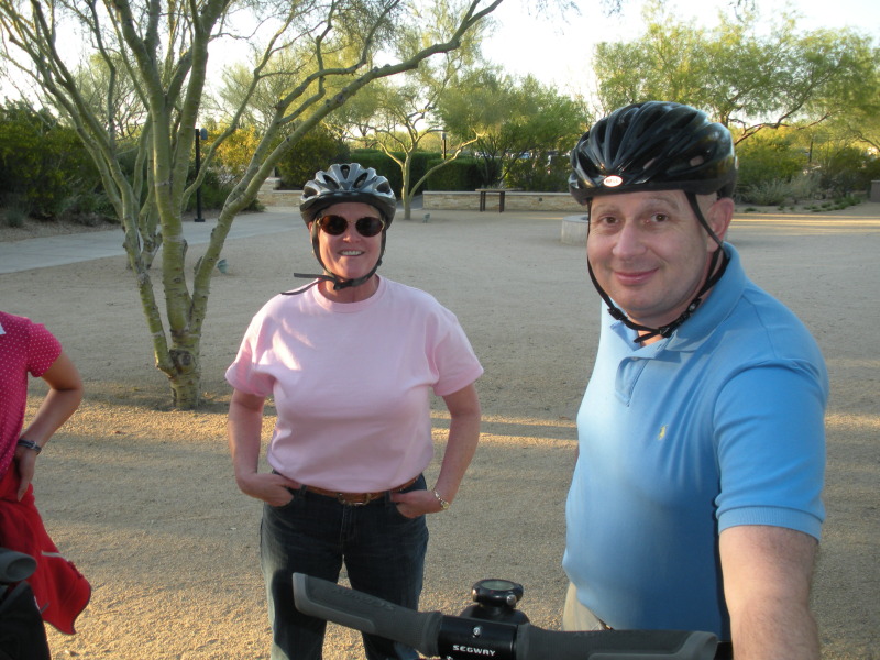 2009/03(March)/ITOC-Phoenix-training/800x600_2009-03-24-ITOC-Phoenix-20-Segway-Zanna-Karl.JPG