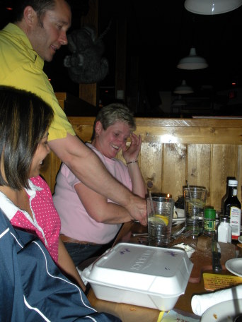 2009-03-24-ITOC-Phoenix-34-Zanna-fake-birthday.JPG