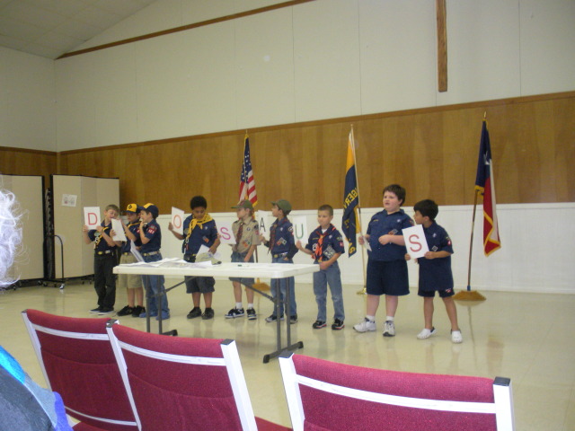 2009/03(March)/Pack409-meeting/2009-03-27-Pack409-meeting-01.JPG