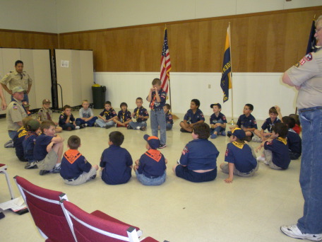 2009-03-27-Pack409-meeting-18.JPG