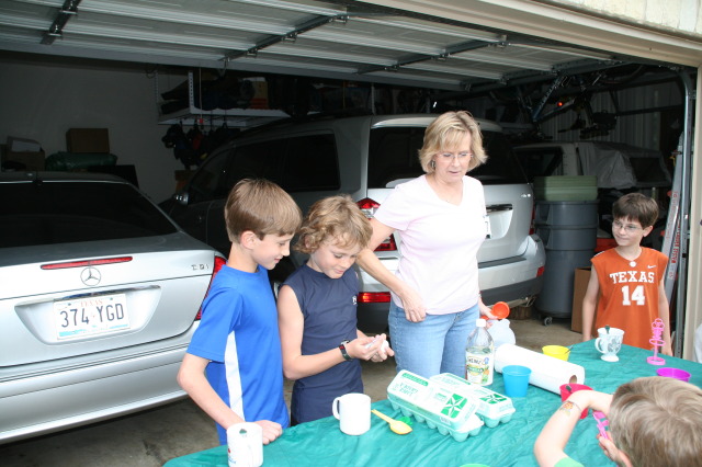 2009/04(April)/Easter/640x480_2009-04-11-Easter-11-Chance-Vale-Janeen-Dax.JPG