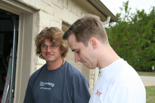 2009/04(April)/Easter/640x480_2009-04-11-Easter-12-Justin-Josh.JPG