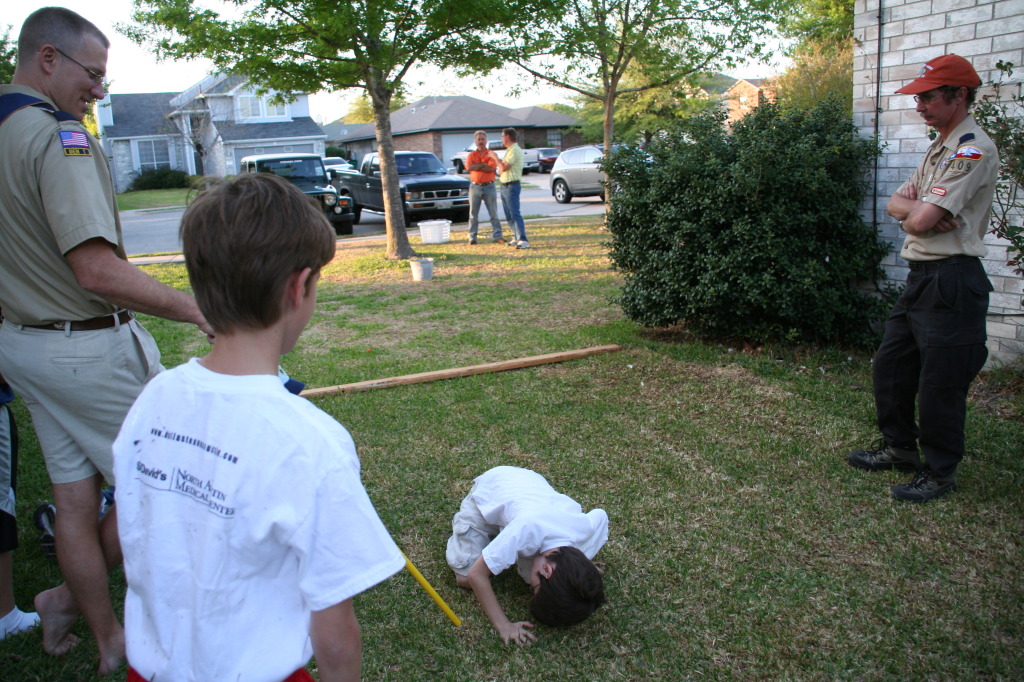 2009/04(April)/Pack409-Den1-Physical-Fitness/1024x768_2009-04-01-Pack409-Den1-Physical-Fitness-07-longjump-Dax.JPG